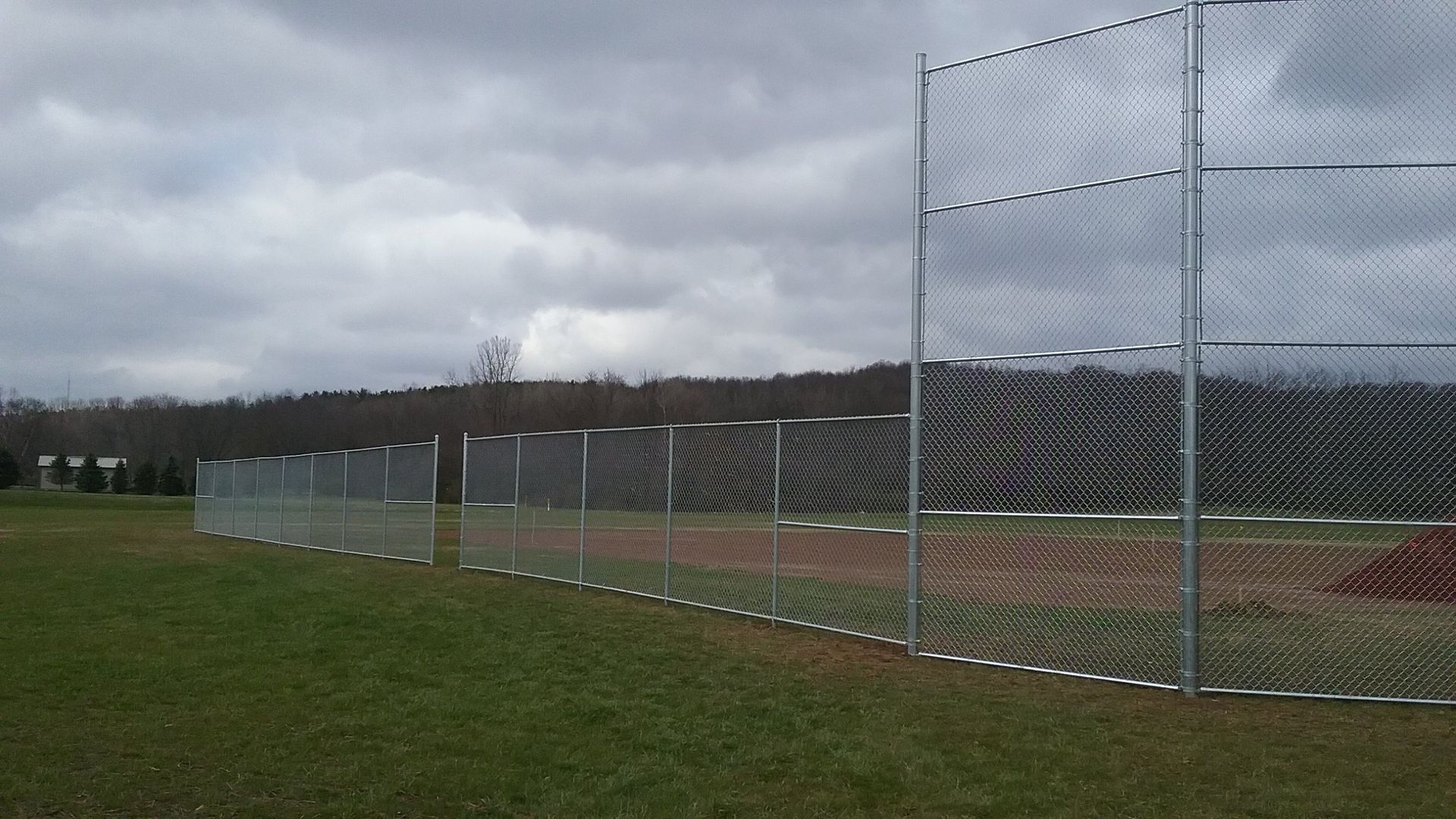 Fencing contractor Newark, OH McCoy's Fence Co.